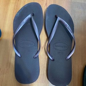 Purple havaianas flip flops
